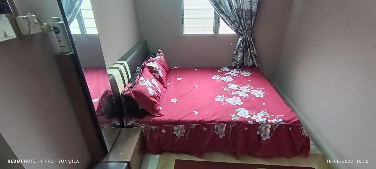 Homestay Rezeki Batu Gajah Exteriör bild