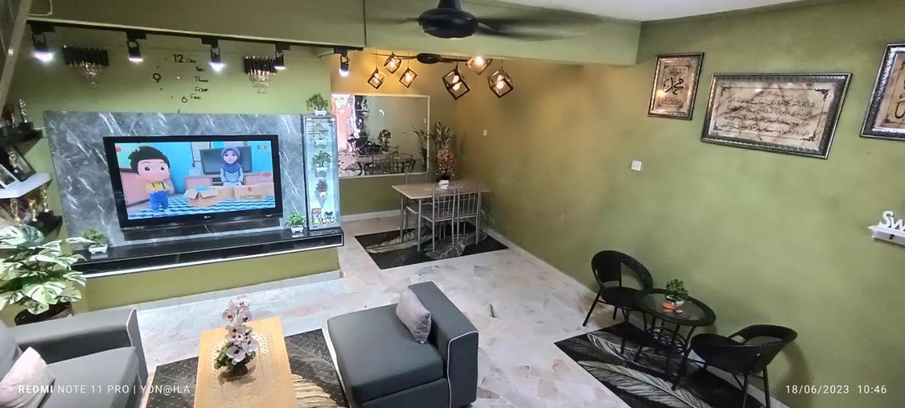 Homestay Rezeki Batu Gajah Exteriör bild