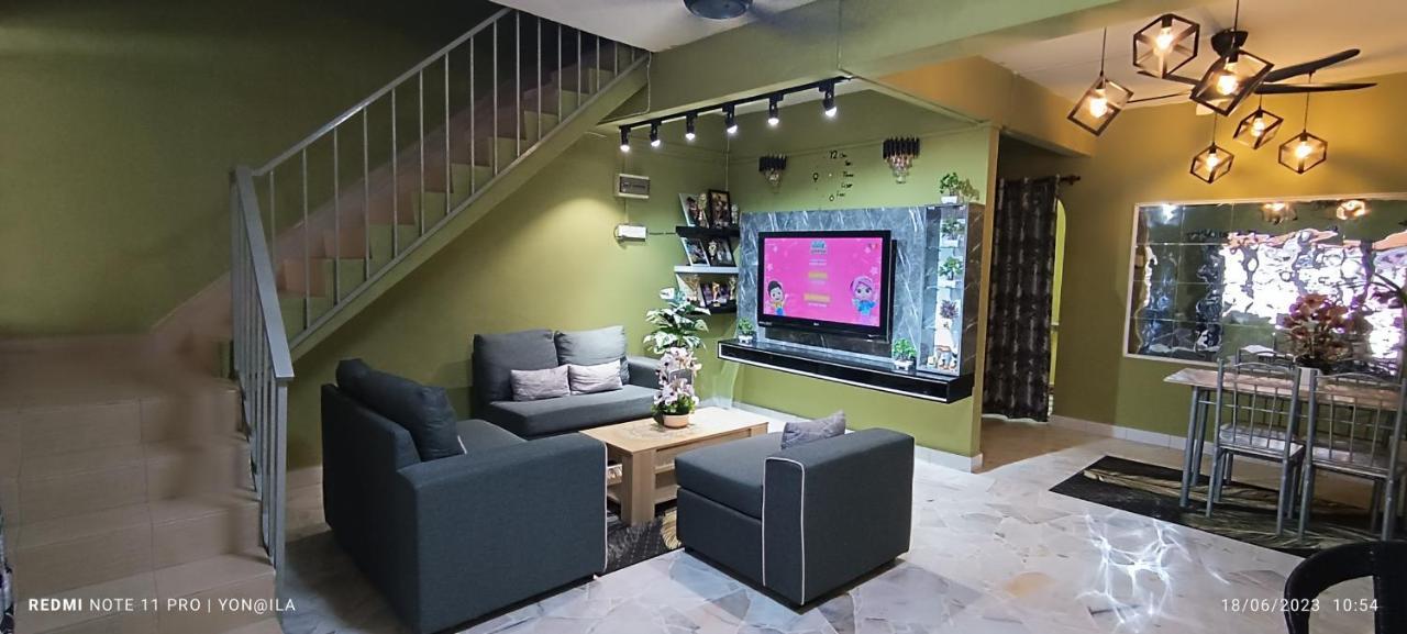 Homestay Rezeki Batu Gajah Exteriör bild